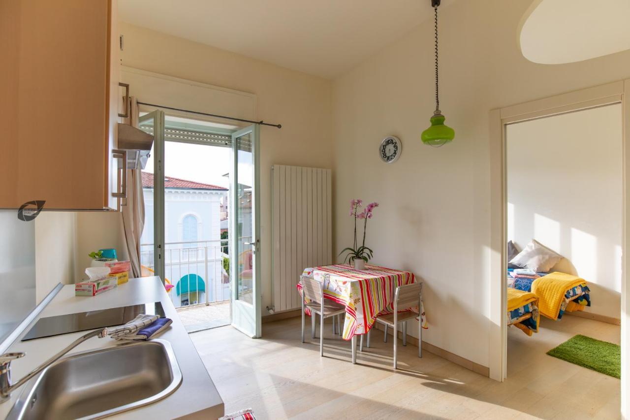 Appartement Foscolo à Viareggio Extérieur photo